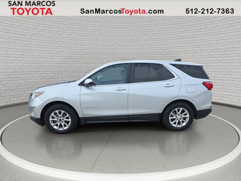 Used 2021 Chevrolet Equinox LT w/ Driver Convenience Package FWD image 9