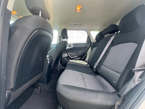 Used 2021 Kia Soul LX FWD image 23