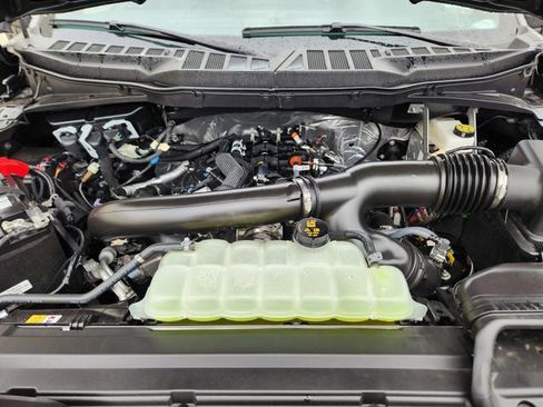 New 2025 Ford F150 XLT w/ Equipment Group 303A High image 21