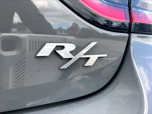 Used 2018 Dodge Charger R/T w/ Driver Confidence Group image 9