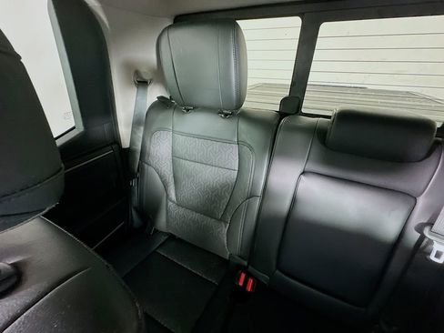 Used 2022 Toyota Tundra Limited w/ TRD Off-Road Package AWD/4WD image 12