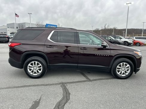 Used 2020 Chevrolet Traverse LT w/ LPO, Floor Liner Package image 8