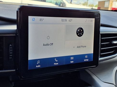 Used 2023 Ford Explorer XLT w/ Equipment Group 202A image 12