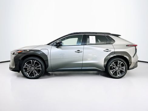 Used 2023 Toyota bZ4X Limited w/ Weather Package AWD/4WD image 4