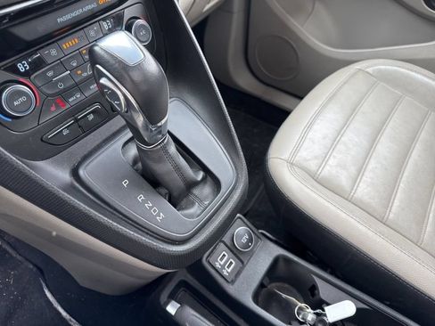 Used 2019 Ford Transit Connect Titanium w/ Titanium Premium Package FWD image 42