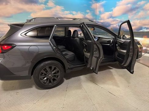 Used 2023 Subaru Outback Onyx Edition AWD/4WD image 44