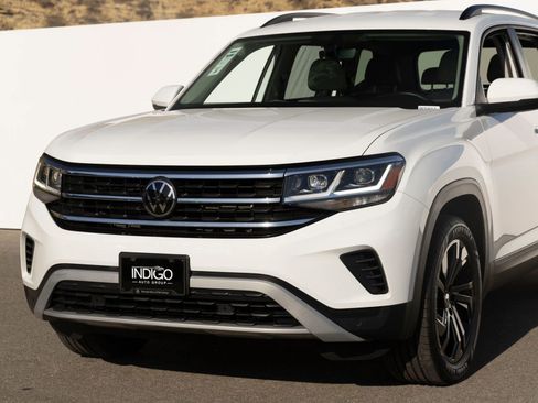 Used 2023 Volkswagen Atlas SE w/ Black Wheel Package AWD/4WD image 6