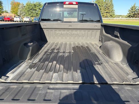 Used 2015 GMC Sierra 2500 Denali AWD/4WD image 18