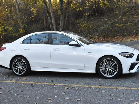 Used 2023 Mercedes-Benz C 43 AMG 4MATIC Sedan w/ Pinnacle Trim Package image 13