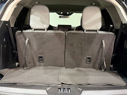 Used 2025 Ford Explorer Active w/ Active Comfort Package image 30