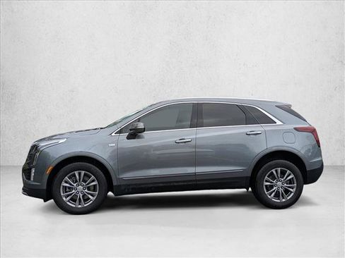 Used 2021 Cadillac XT5 Premium Luxury FWD image 9
