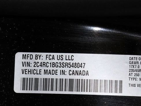 Used 2025 Chrysler Pacifica Select FWD image 37
