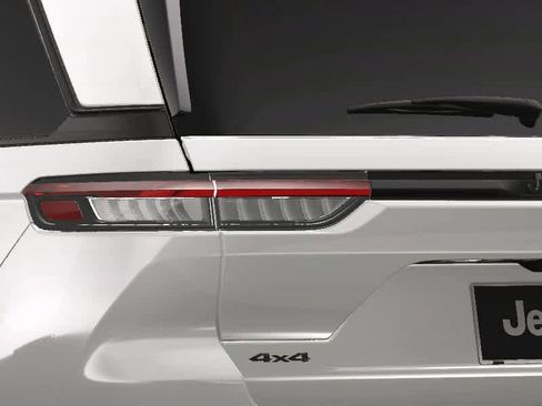 New 2025 Jeep Grand Cherokee Limited w/ Black Appearance Package image 11