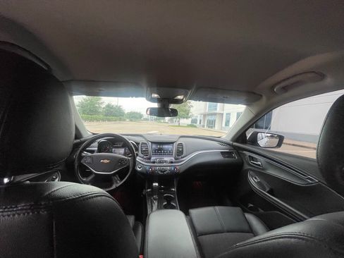 Used 2020 Chevrolet Impala LT FWD image 22