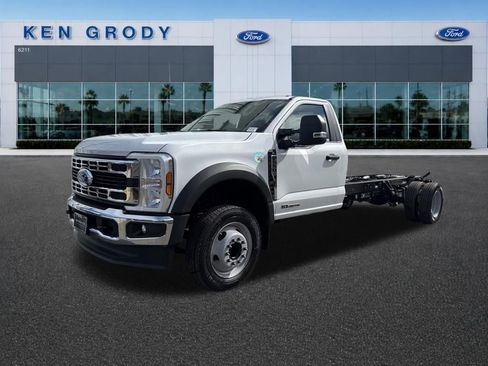 New 2026 Ford F550 2WD Regular Cab Super Duty image 1