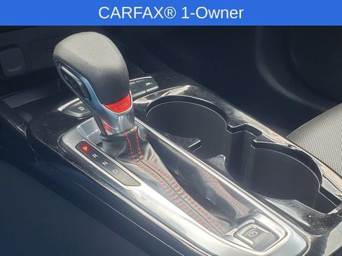 Certified 2024 Chevrolet Trax RS w/ Sunroof Package FWD image 24