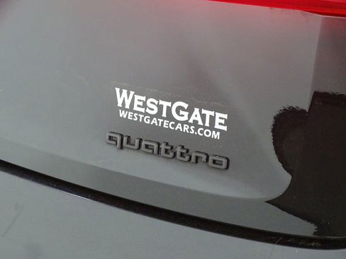 Used 2021 Audi e-tron Premium Plus image 45