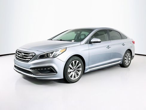 Used 2015 Hyundai Sonata Sport w/ Option Group 03 FWD image 3