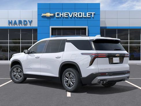 New 2026 Chevrolet Traverse LT AWD/4WD image 3