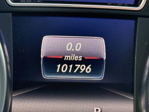 Used 2017 Mercedes-Benz GLS 450 4MATIC image 34