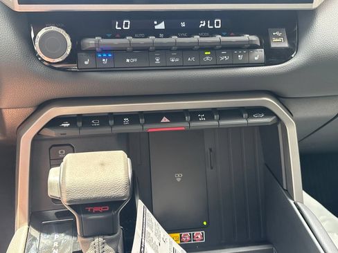 New 2026 Toyota Tundra Limited AWD/4WD image 14