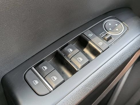 Certified 2024 Kia Soul S FWD image 27