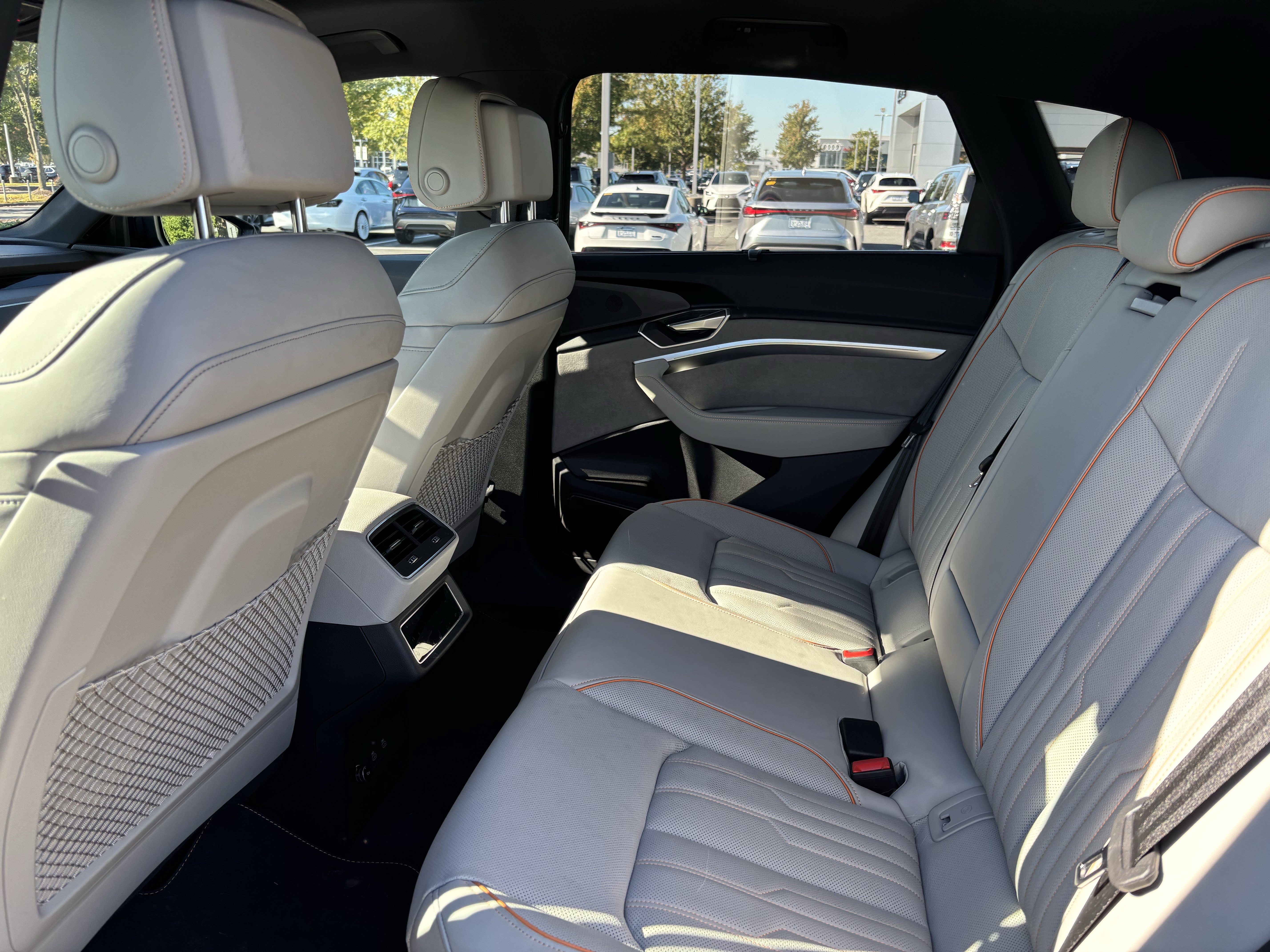 Used 2024 Audi Q8 e-tron Prestige w/ Prestige Package AWD/4WD image 18