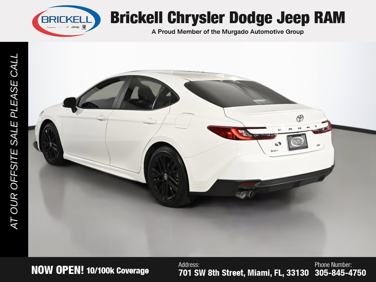 Used 2025 Toyota Camry SE w/ Multimedia Upgrade Package FWD image 3