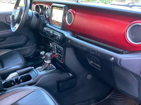 Used 2019 Jeep Wrangler Unlimited Rubicon AWD/4WD image 19