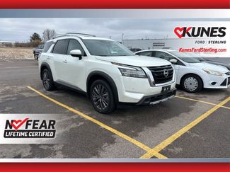 Used 2024 Nissan Pathfinder SL w/ SL Premium Package video 1