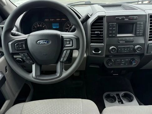 Used 2017 Ford F150 XLT RWD image 24
