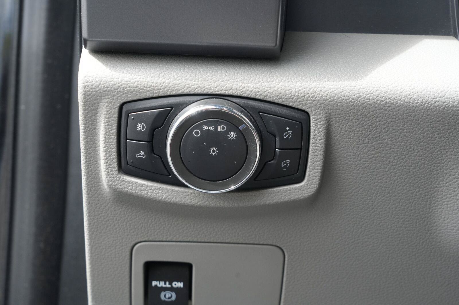 Used 2020 Ford F150 XLT AWD/4WD image 13