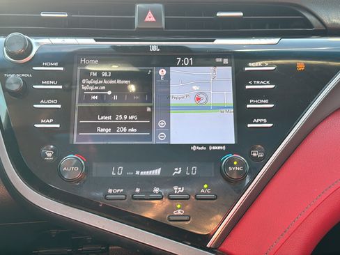 Used 2018 Toyota Camry XSE w/ Driver Assist Package FWD image 25