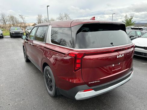 New 2026 Kia Carnival image 7