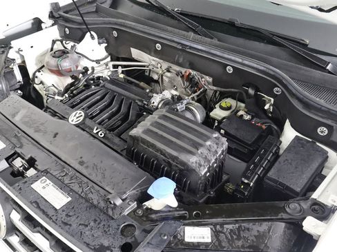 Used 2019 Volkswagen Atlas SEL R-Line image 12