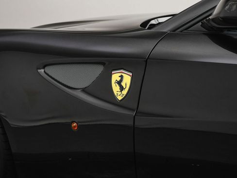 Used 2015 Ferrari FF Black image 36