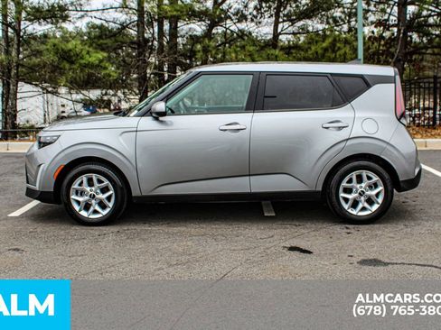 Used 2024 Kia Soul LX w/ Option Group 015 image 7