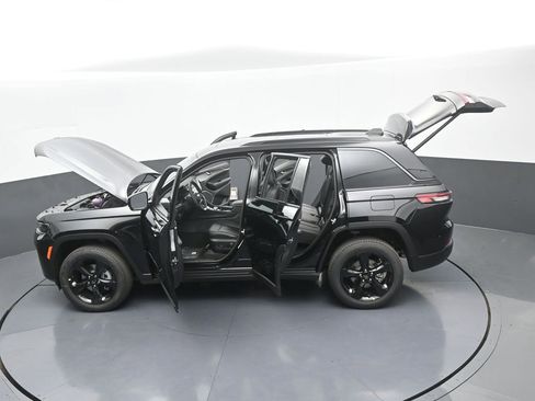 New 2026 Jeep Grand Cherokee Limited w/ Limited Altitude Package RWD image 51