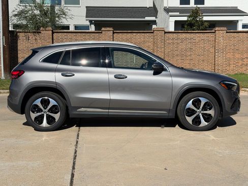 Certified 2025 Mercedes-Benz GLA 250 image 10