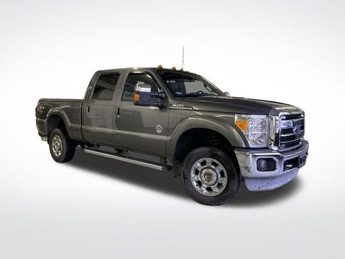Used 2014 Ford F350 Lariat w/ Chrome Package image 38
