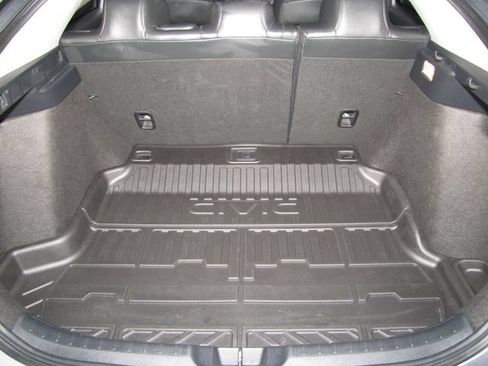 Certified 2024 Honda Civic EX-L image 18