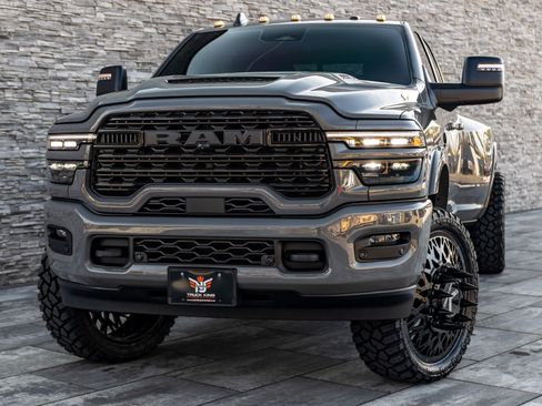 Used 2026 RAM 3500 Limited AWD/4WD image 2