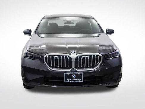Used 2026 BMW 540i xDrive w/ Premium Package AWD/4WD image 8