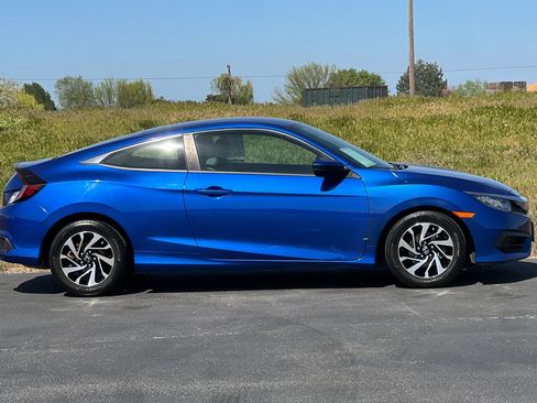 Used 2018 Honda Civic LX image 3