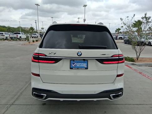 Used 2025 BMW X7 xDrive40i w/ Executive Package AWD/4WD image 5