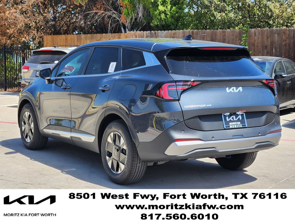 New 2027 Kia Sportage LX FWD image 4