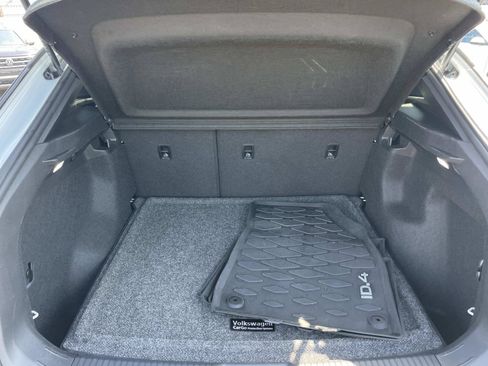 Certified 2023 Volkswagen ID.4 Pro RWD image 5