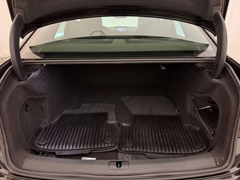 Used 2018 Audi A4 2.0T Premium Plus image 31