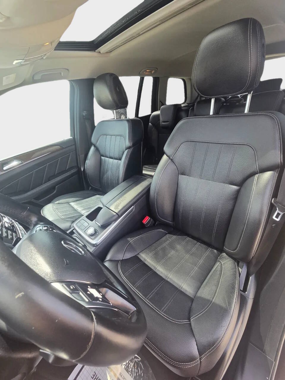 Used 2016 Mercedes-Benz GL 450 4MATIC w/ Premium I Package image 11
