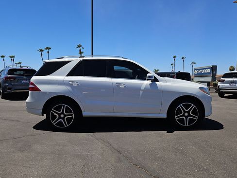 Used 2015 Mercedes-Benz ML 400 4MATIC image 4